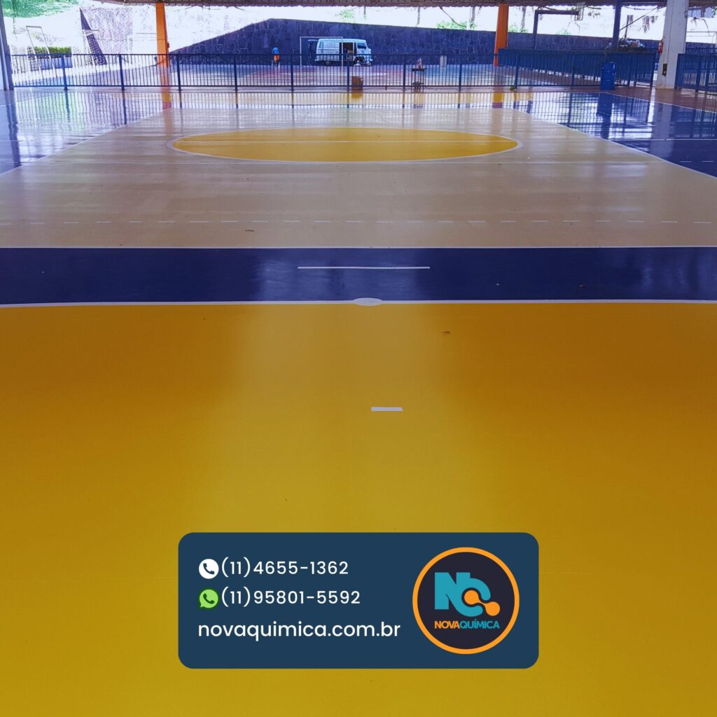 Reforma, pintura e demarcação de quadra em complexo escolar.  Atendemos em todo o Brasil, quadras cobertas e descobertas. Reforma, pintura e demarcação de quadra é com a Nova Química Revestimentos em Pisos Industriais!