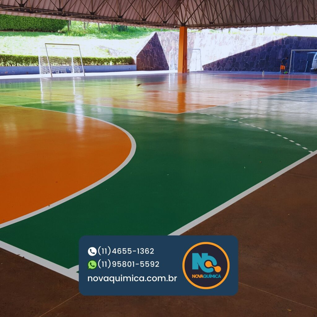 Reforma, pintura e demarcação de quadra em complexo escolar.  Atendemos em todo o Brasil, quadras cobertas e descobertas. Reforma, pintura e demarcação de quadra é com a Nova Química Revestimentos em Pisos Industriais!